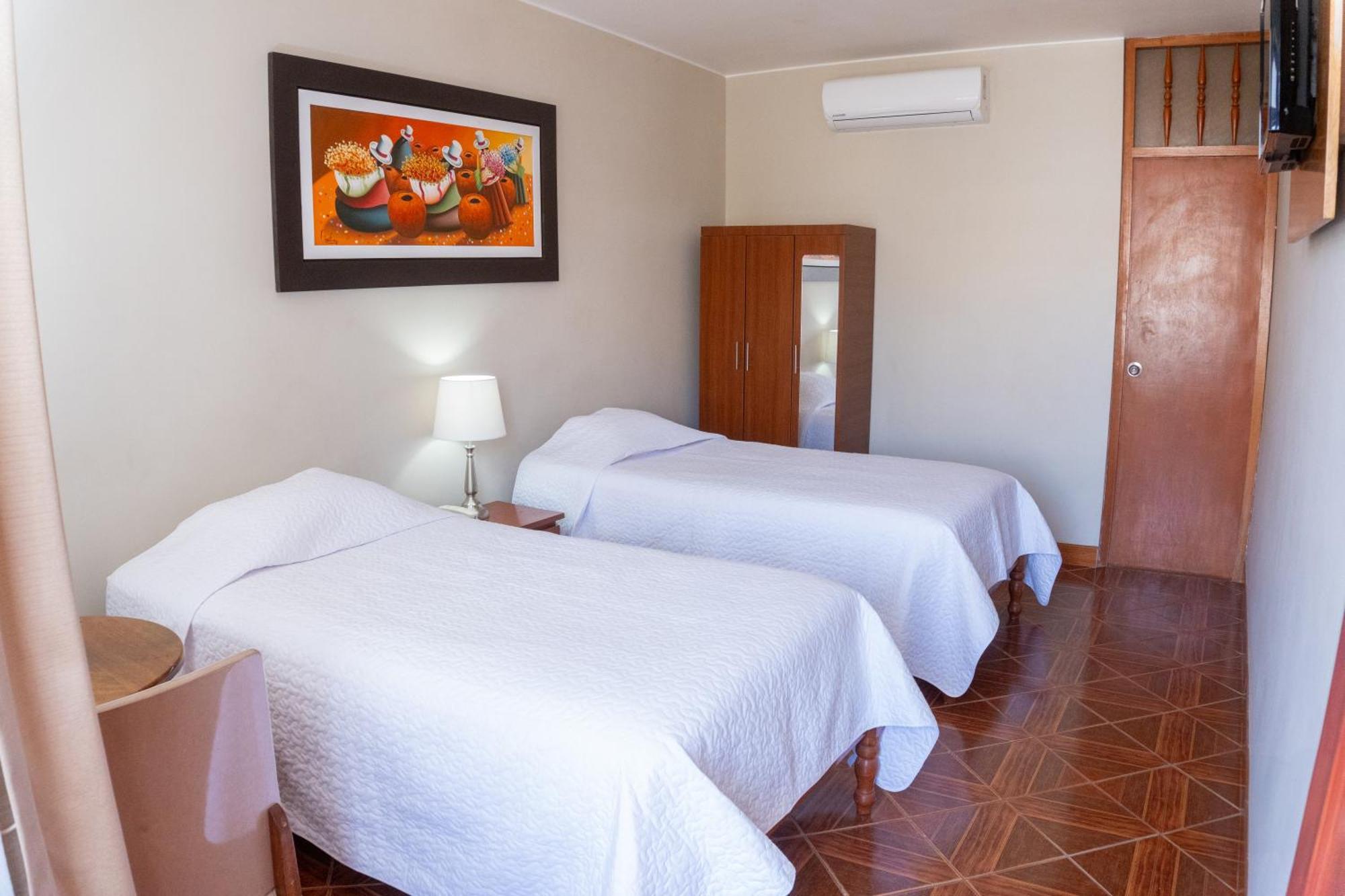 Hotel Curasi Ica Bagian luar foto