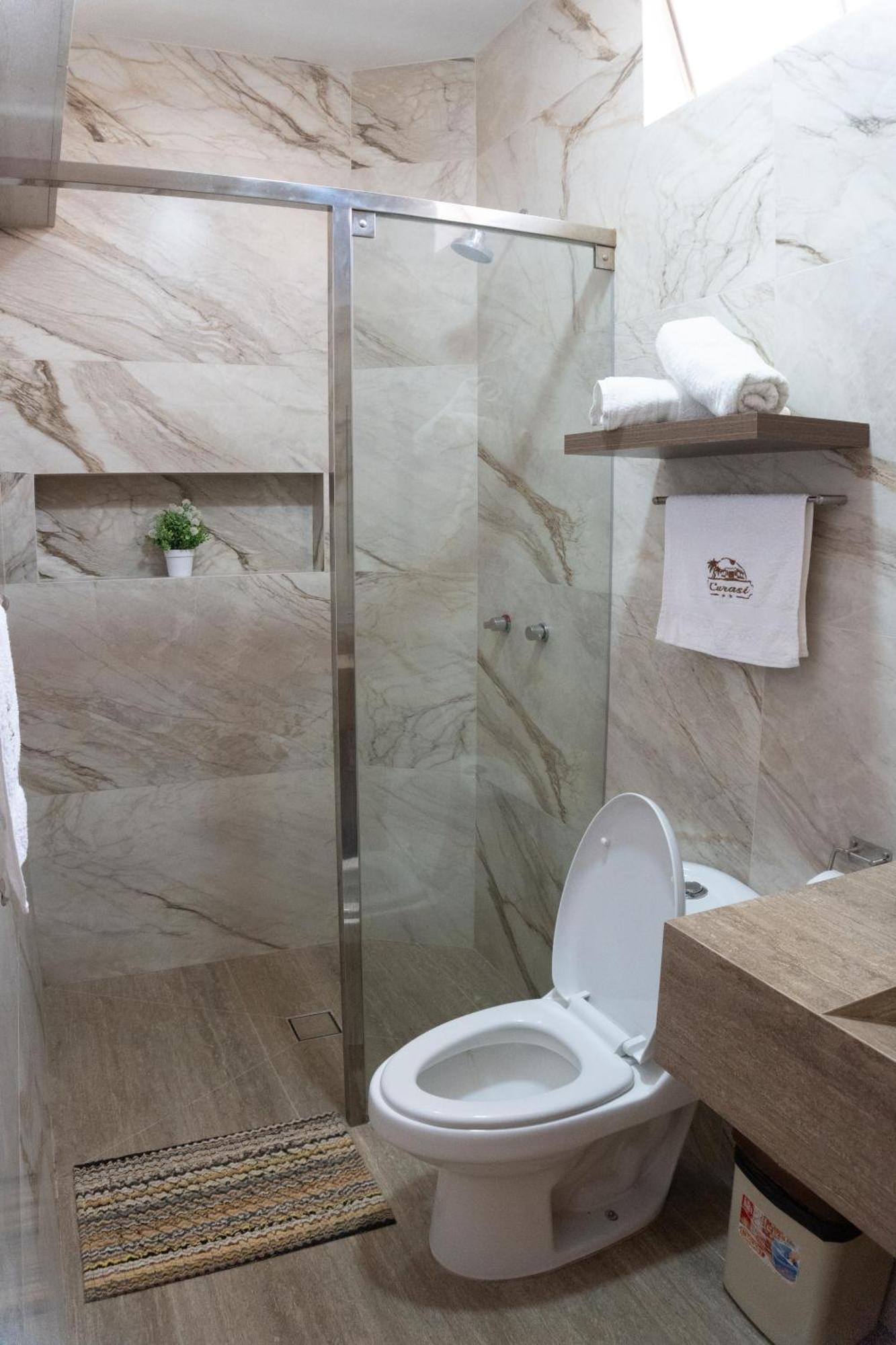 Hotel Curasi Ica Bagian luar foto
